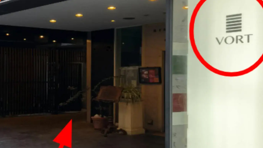 イタリアンレストランがある、「VORT」というビル